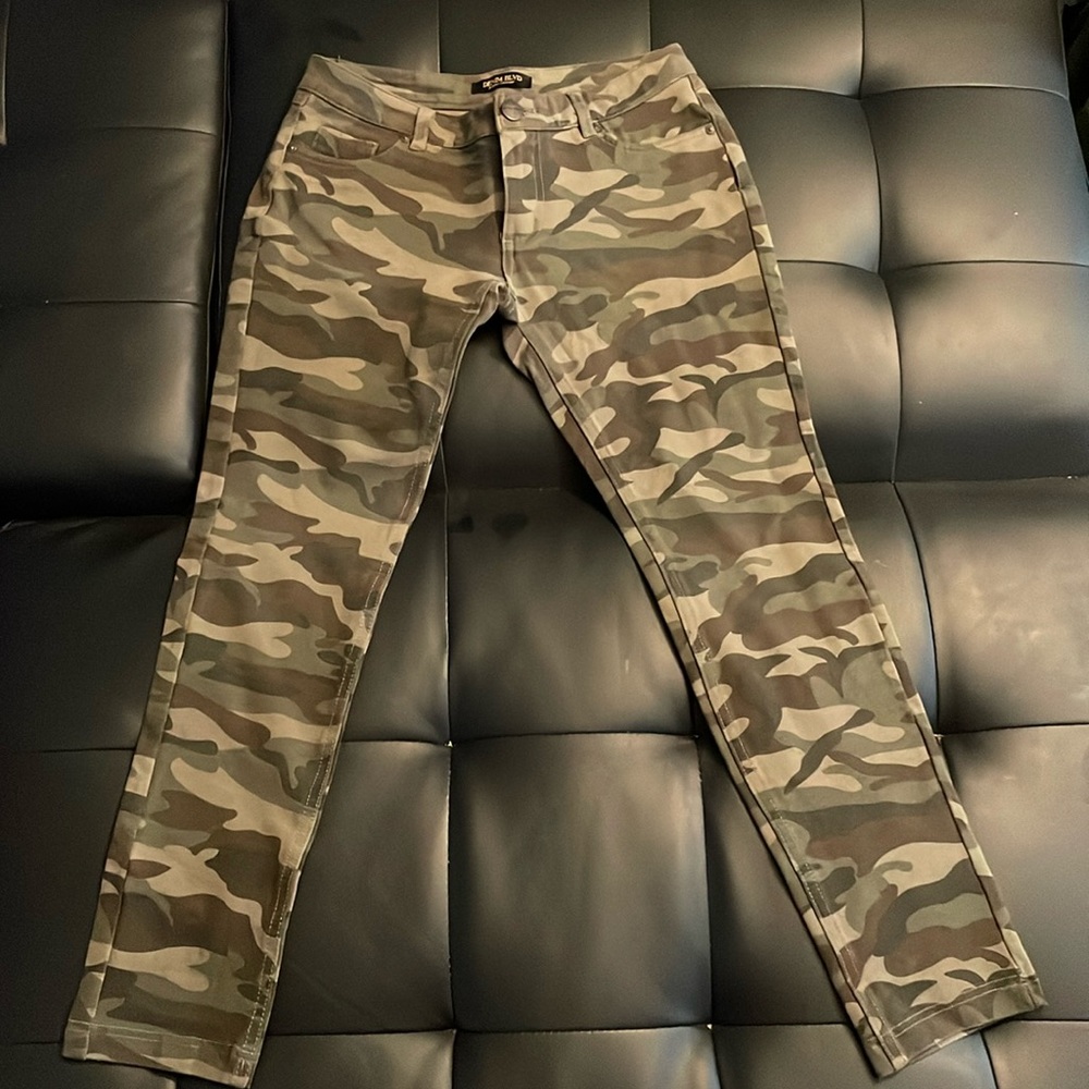 Cargo pants